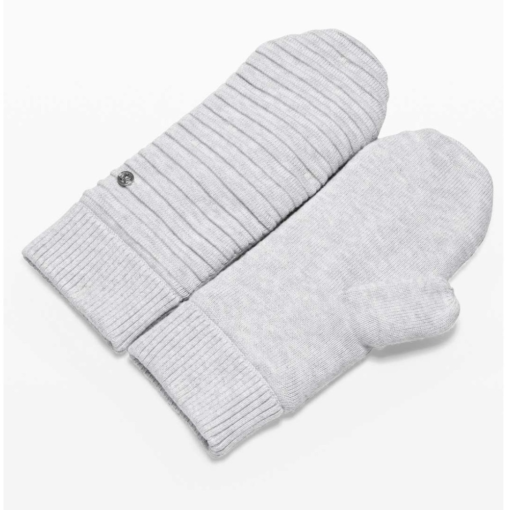 Lululemon Sweet and Sherpa Mittens - Picture 2 of 8